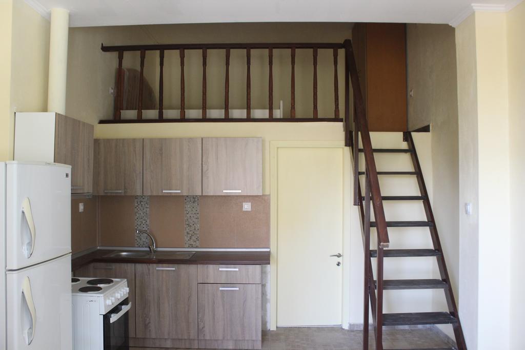 K&V Apartments 네아 미카니오나 외부 사진